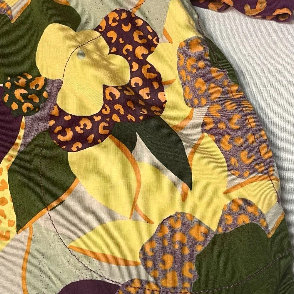 LOGO Lori Goldstein 1X Mixed Media Tunic Top Funky Flowy Bold Feminine Pockets - Picture 16 of 16